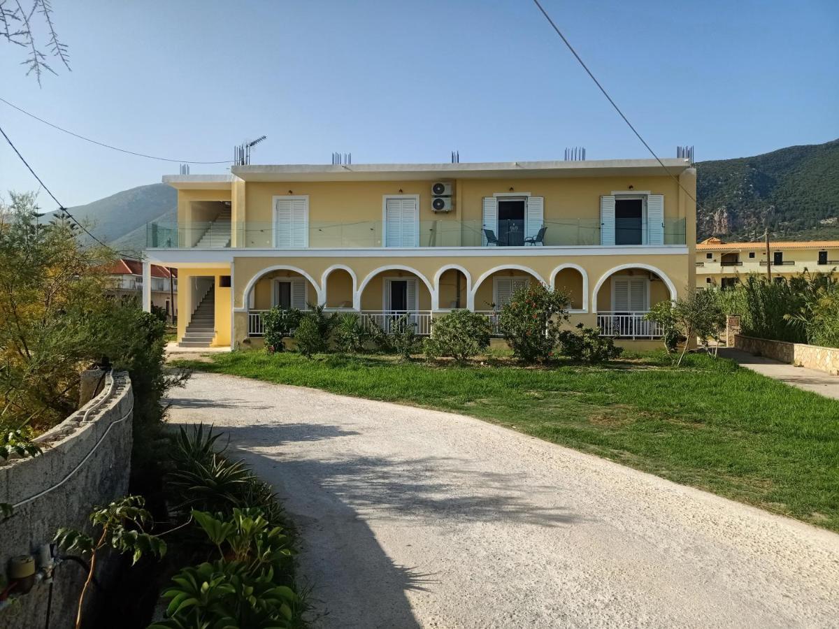 Almiriki Studios & Apartments Alykes  Luaran gambar