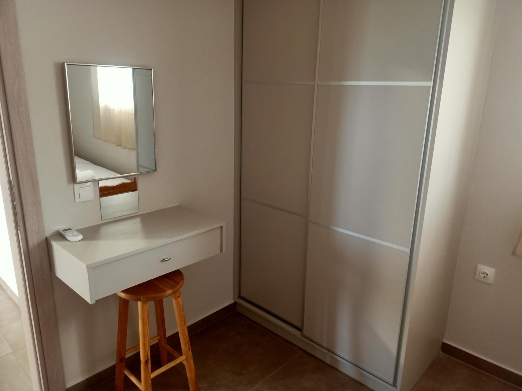 Almiriki Studios & Apartments Alykes  Bilik gambar